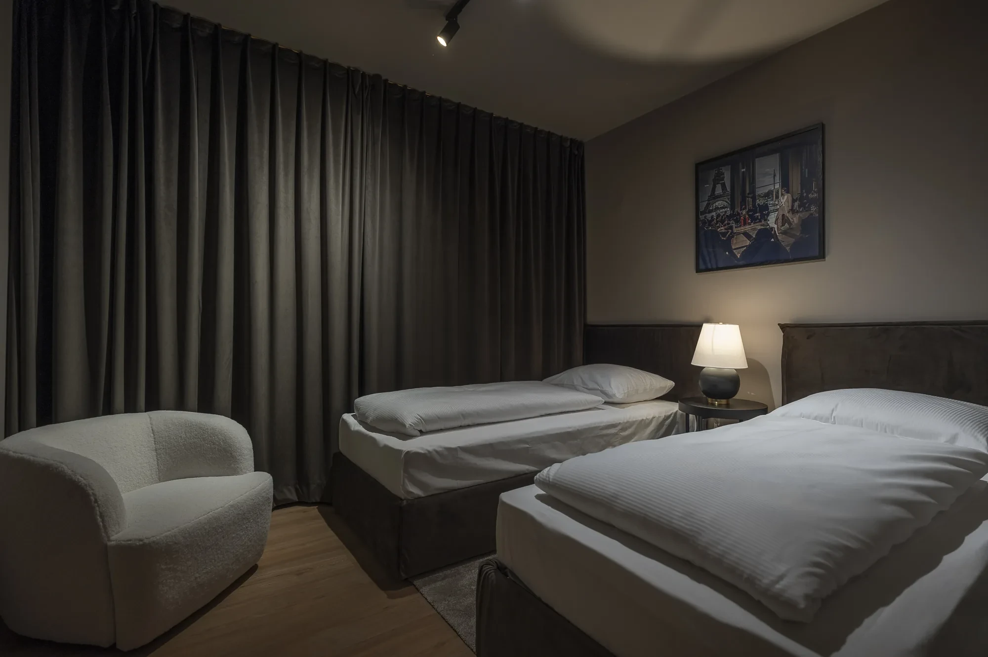 Grand Suite Leipzig — Wohnraum Detail